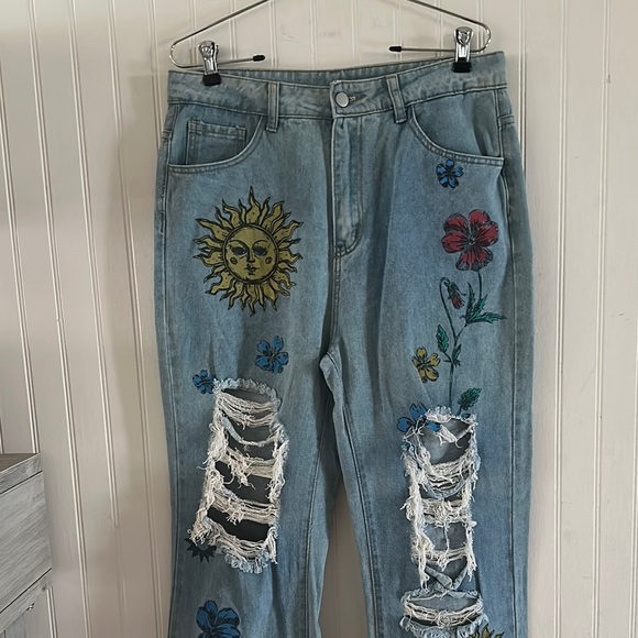 SHEIN Sun and Flowers Graphic Distressed Jeans sz Large - Picture 5 of 10